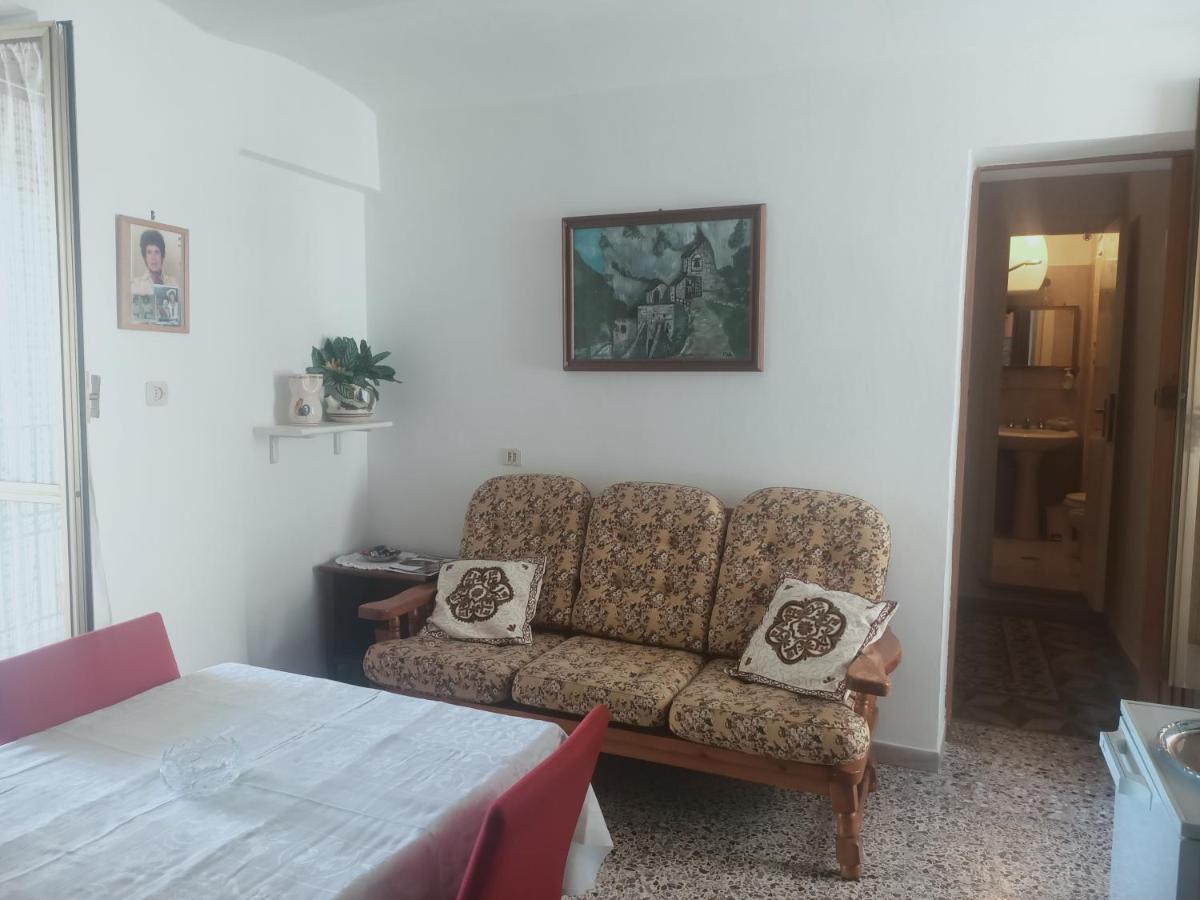 Musica E Poesia Da Battisti Ida Poggio Bustone Exterior foto